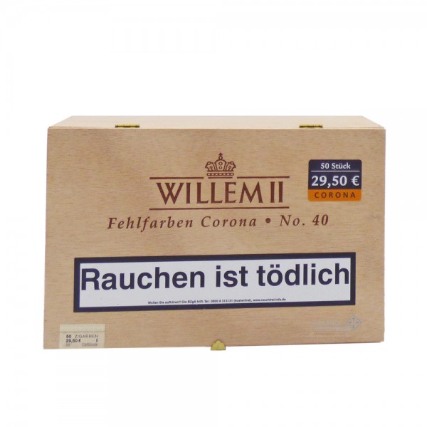 Willem II Mis-coloured Corona No. 40 in a 50 piece wooden box 